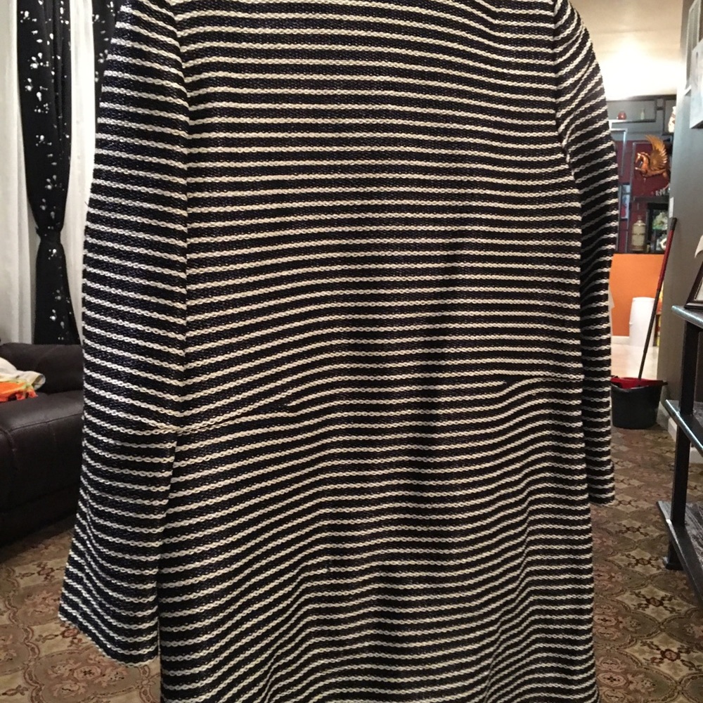 Coat - Picture 2 of 3